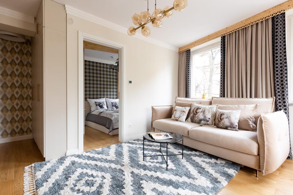 Bed, Living room, Photo of the whole room, Seating area, Bedroom
