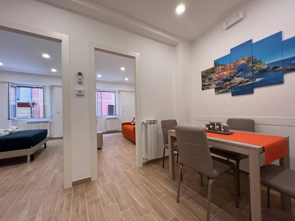 Living room, Seating area, Dining area