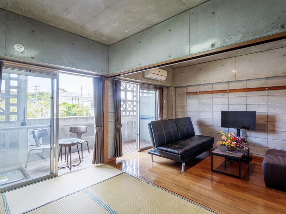 View (from property/room), Balcony/Terrace, Living room, Photo of the whole room