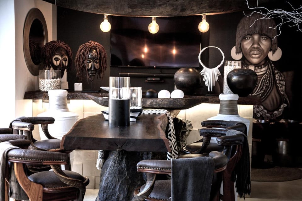 Lounge or bar