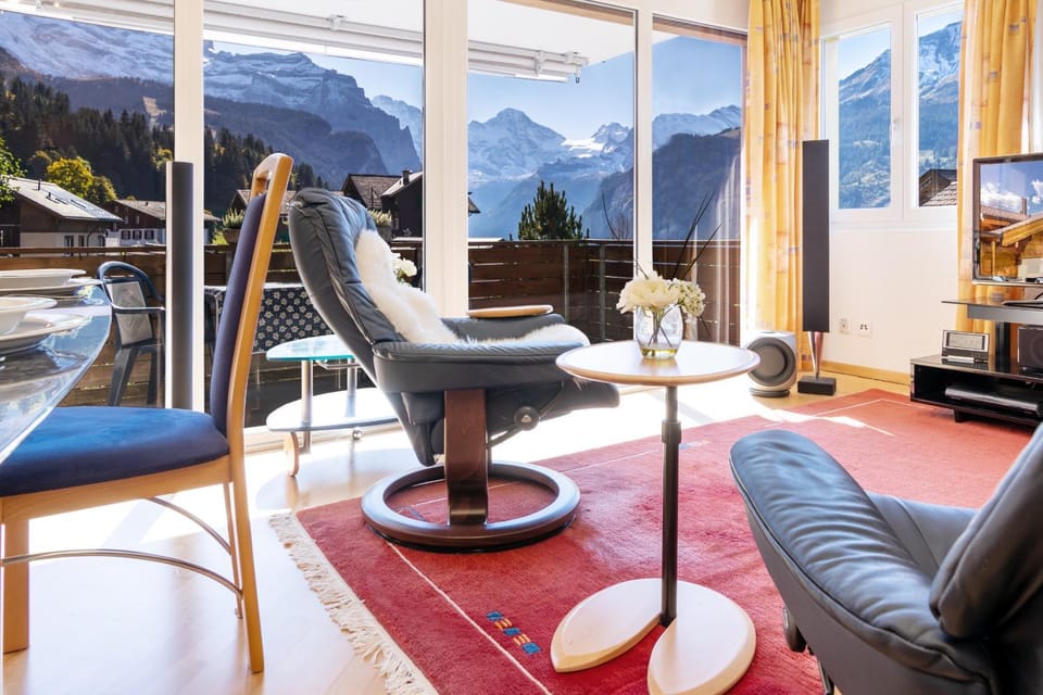 Communal lounge/ TV room, Living room