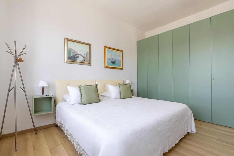 Bed, Bedroom, wardrobe