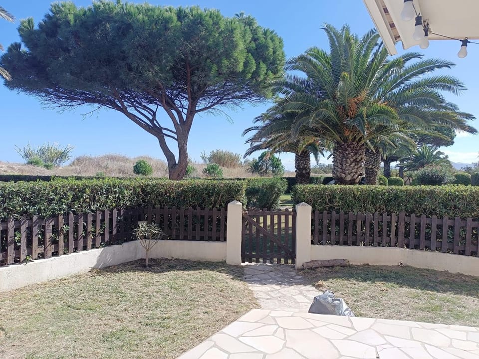 Patio, Balcony/Terrace, Beach, Garden view