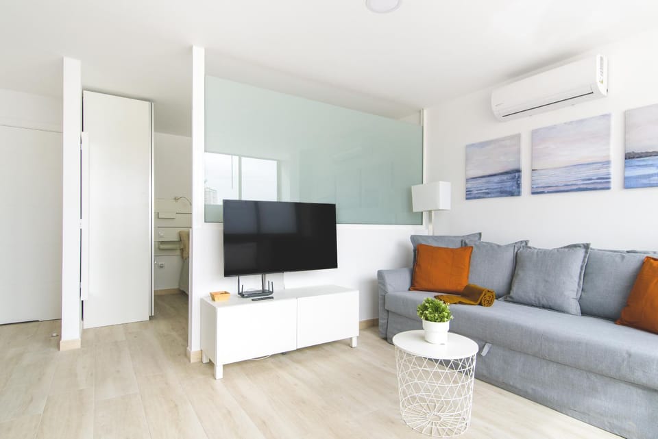 Home2Book Stylish Las Canteras3 Beach Apartment in Las Palmas de Gran Canaria