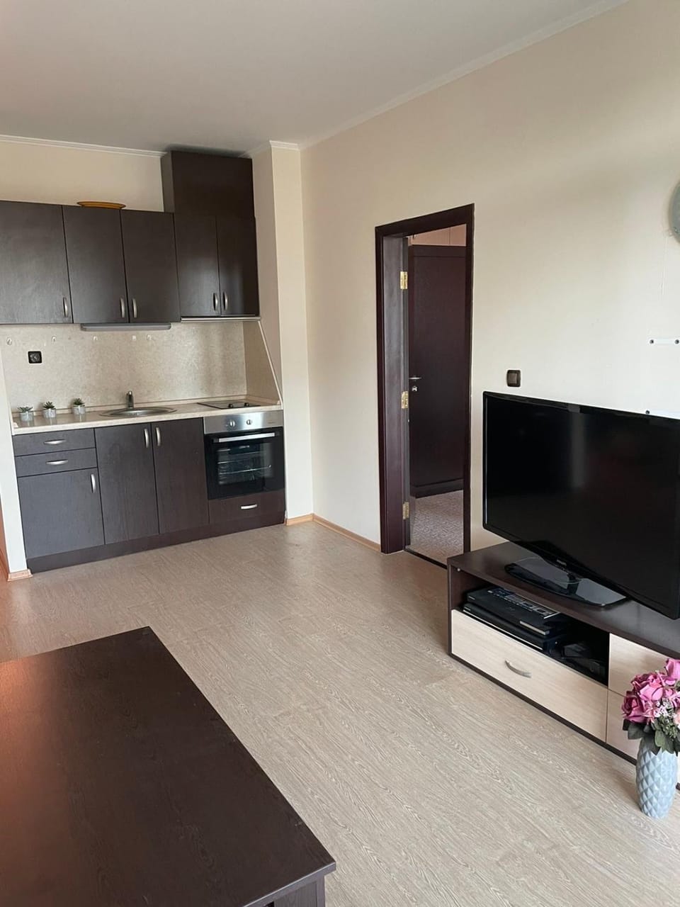 Communal lounge/ TV room, Kitchen or kitchenette