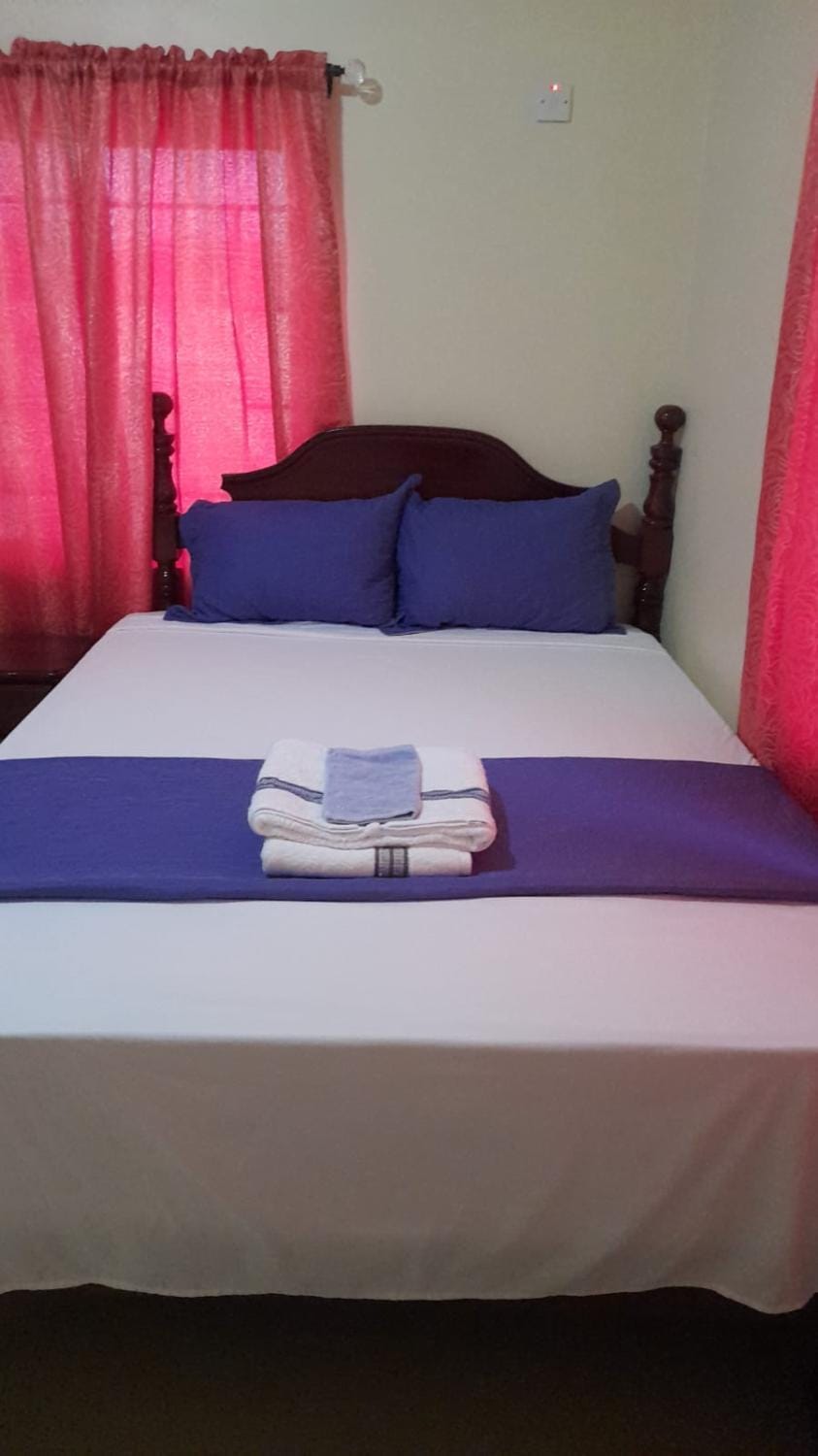 Royal Vybez Vacation Homes Apartment in Saint Catherine Parish