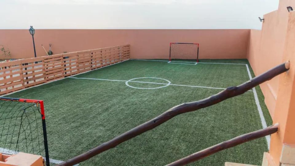 Villa avec piscine Asilah, terrain de foot privative Villa in Tangier-Tétouan-Al Hoceima