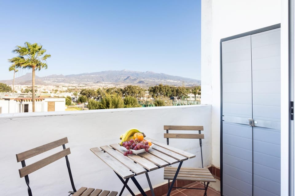 Home2Book Modern Studio & Pool Costa del Silencio Apartment in Costa del Silencio