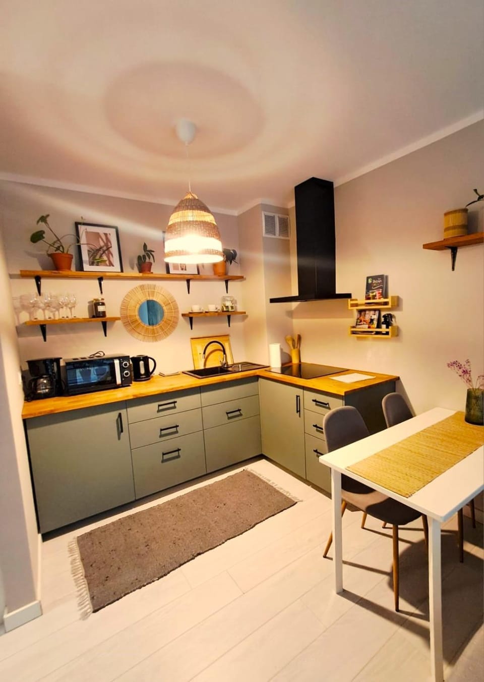 Boho House Klimatyczne mieszkanie z ogródkiem w pobliżu plaży Apartment in Pomeranian Voivodeship