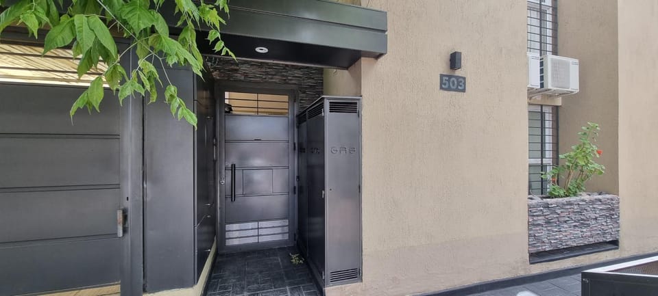 Property building, Facade/entrance