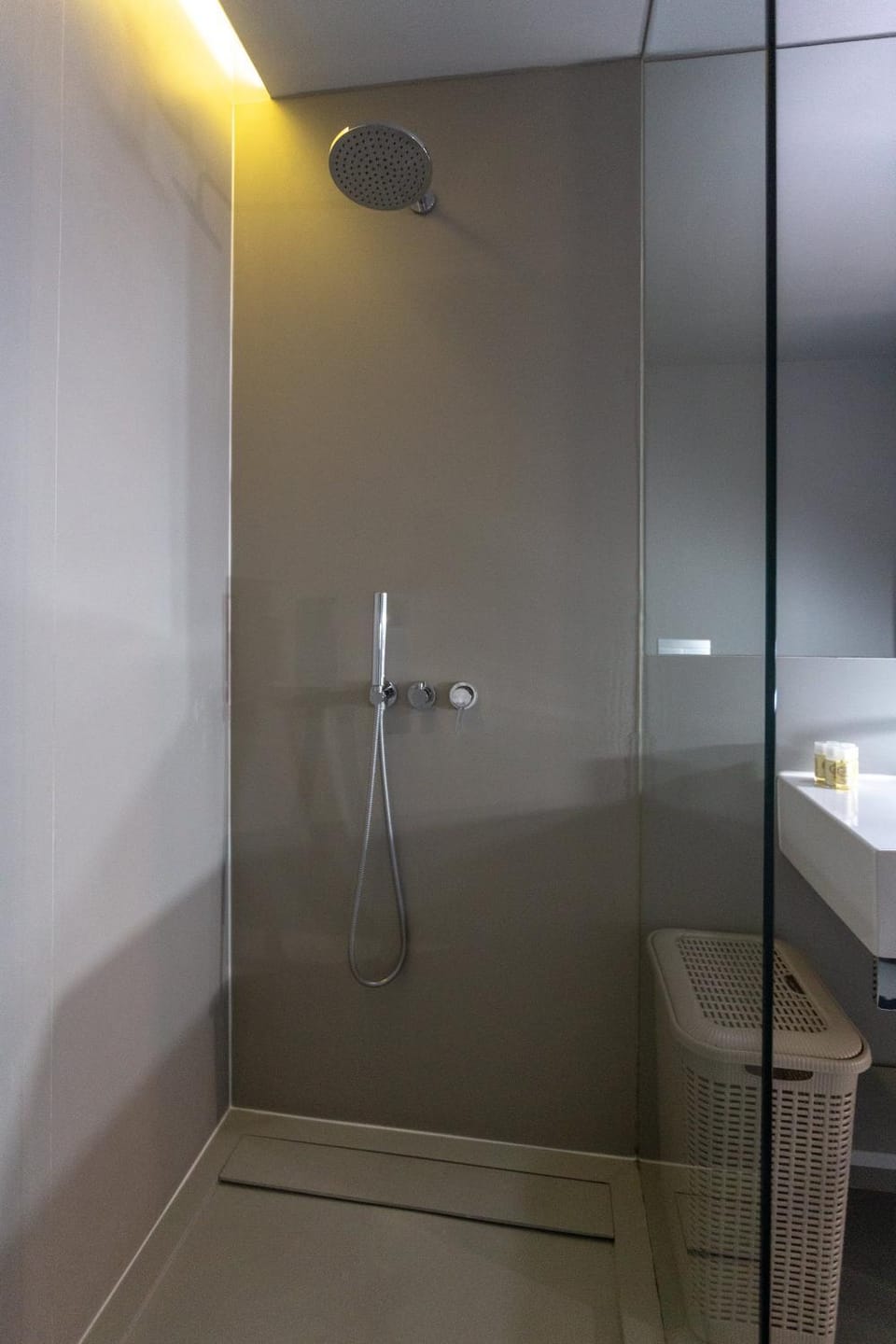 8 Building Serviced Apartment by the River Apartment in Lisbon