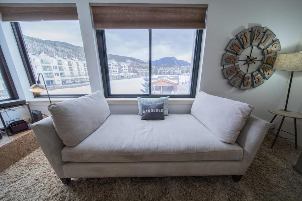 Edgewater 1436 by SummitCove Lodging in Colorado House in Keystone