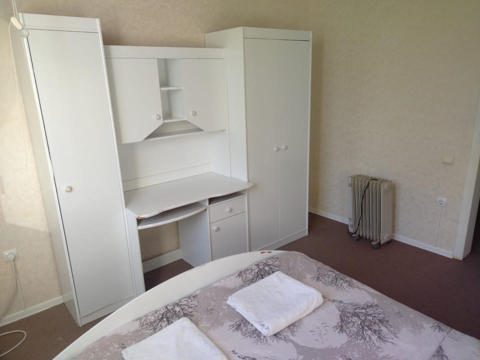 Bed, Photo of the whole room, Bedroom, towels, wardrobe
