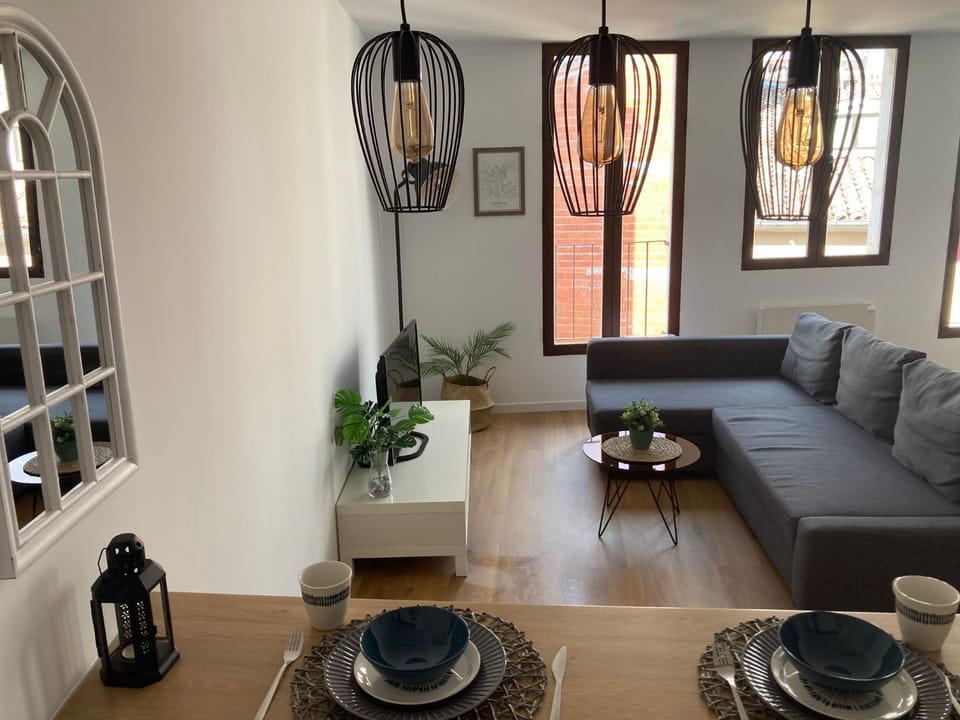 La Casita del Río - Riverside Home Apartment in Cuenca