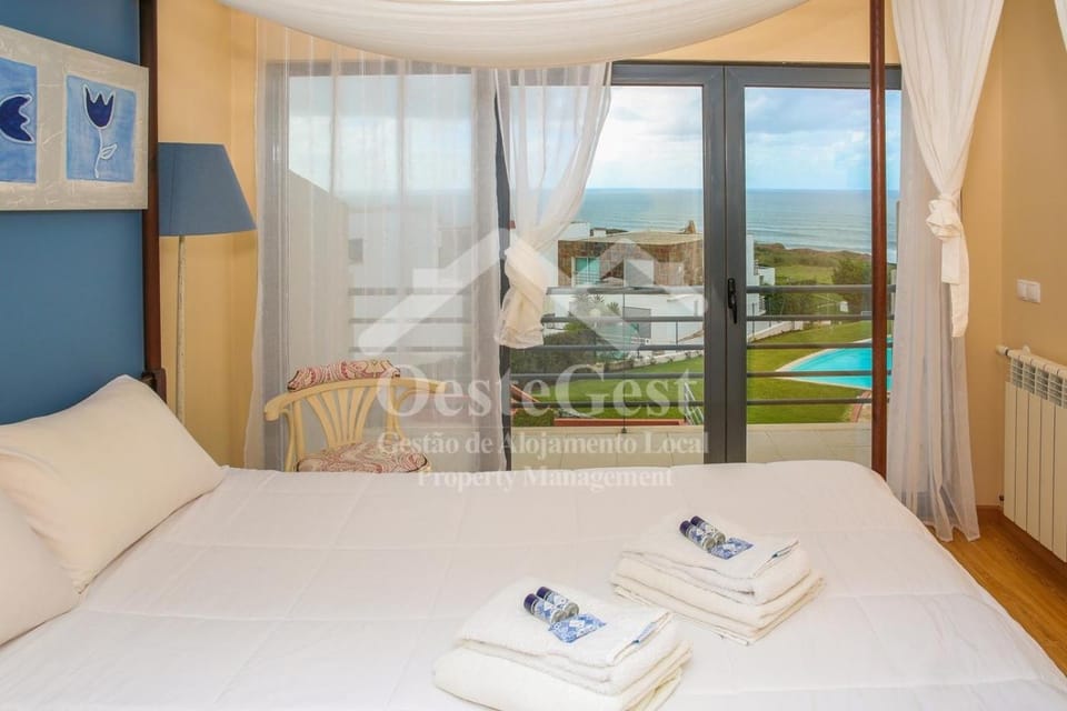 Bedroom, Swimming pool