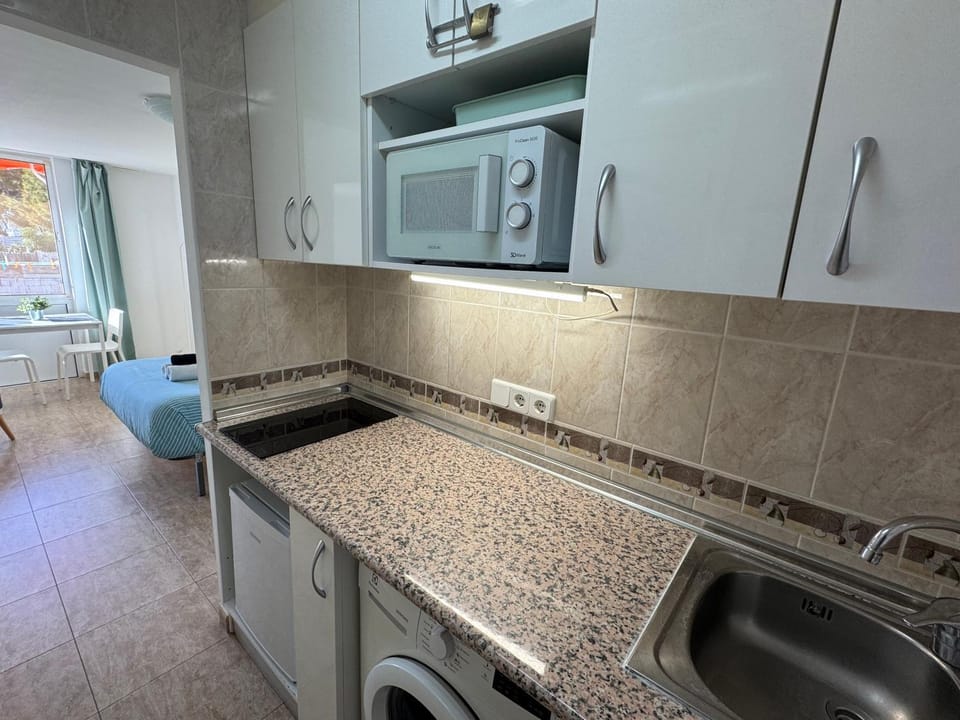 Kitchen or kitchenette, minibar, pet friendly, stove, washing machine