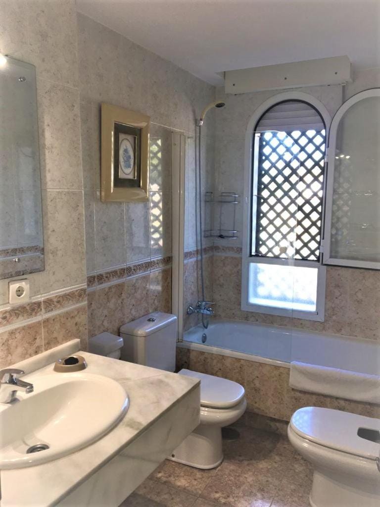 Bathroom, Bath