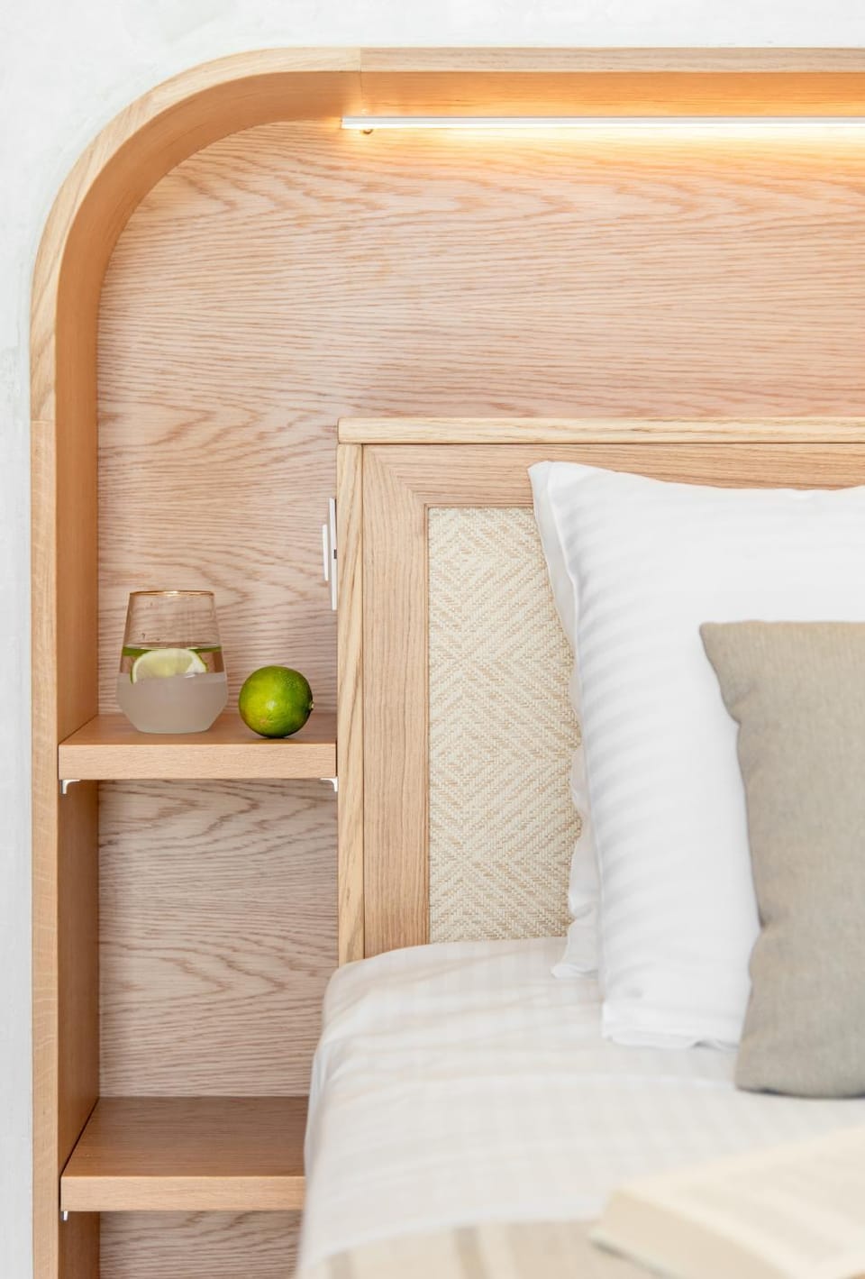 Esperanto Seafront suites Apartment in Agia Marina