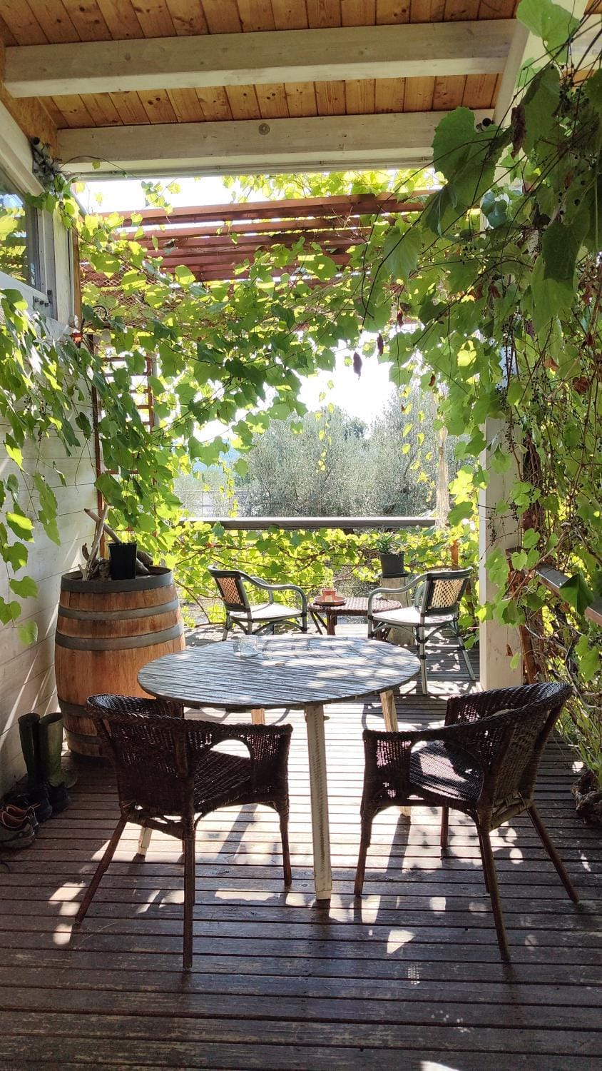 View (from property/room), Balcony/Terrace, Garden view