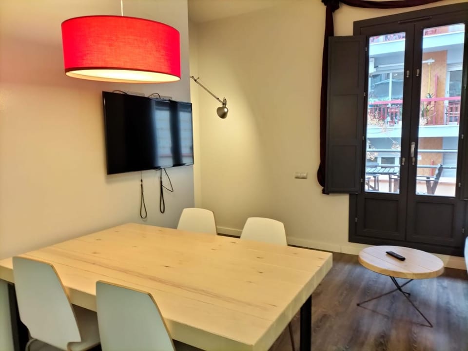 TV and multimedia, Dining area