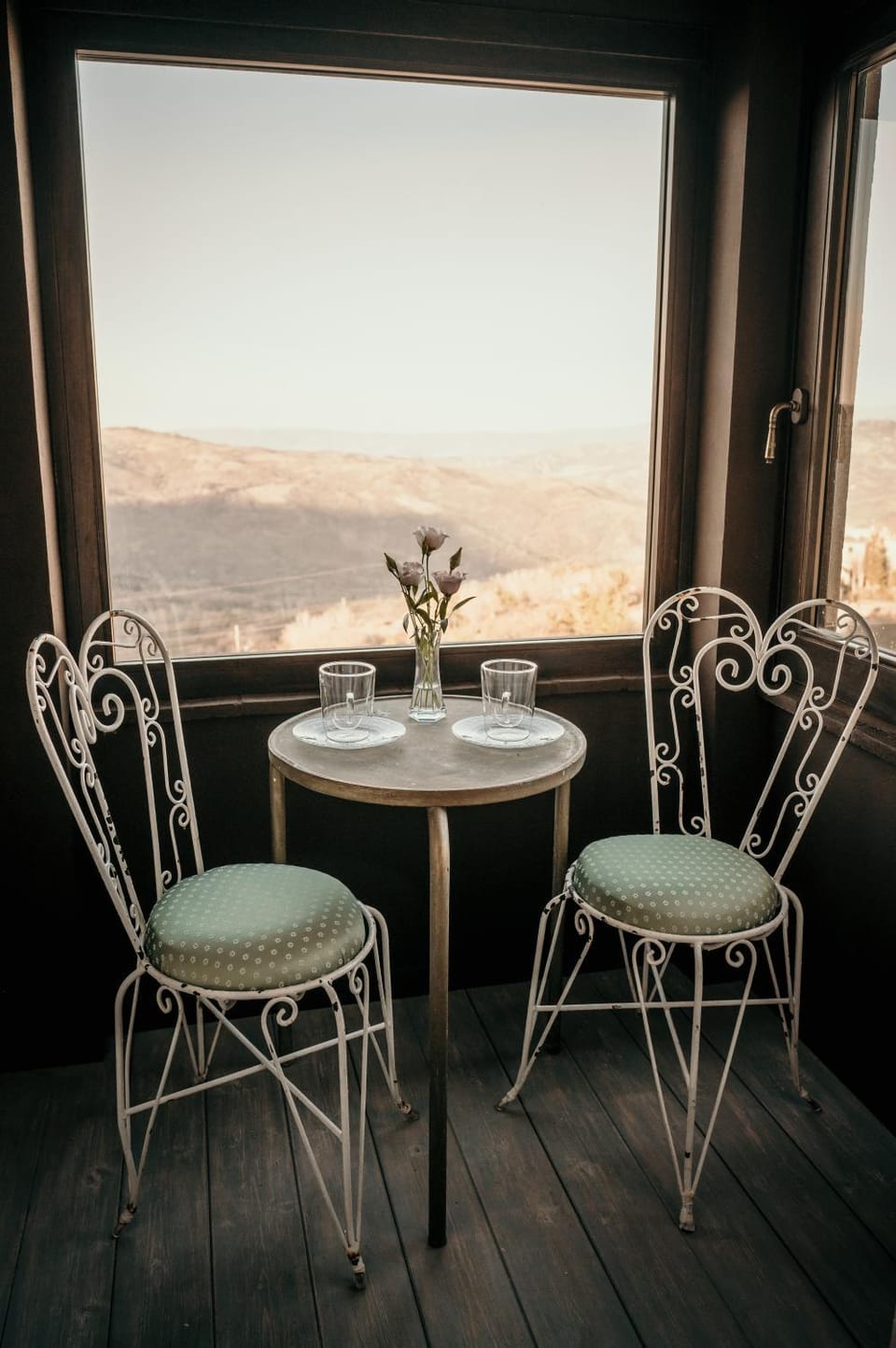 View (from property/room), Balcony/Terrace, Landmark view, Breakfast, Quiet street view