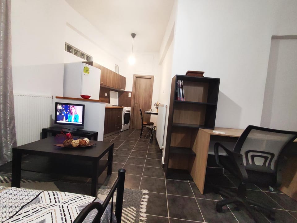 TV and multimedia, Seating area, hair dresser