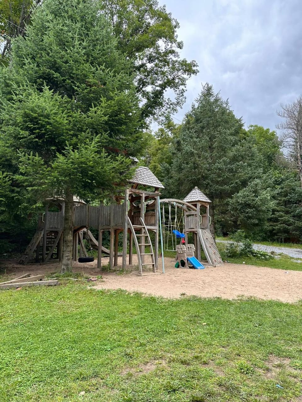 The Pines Cottage on the Lake House in Seguin