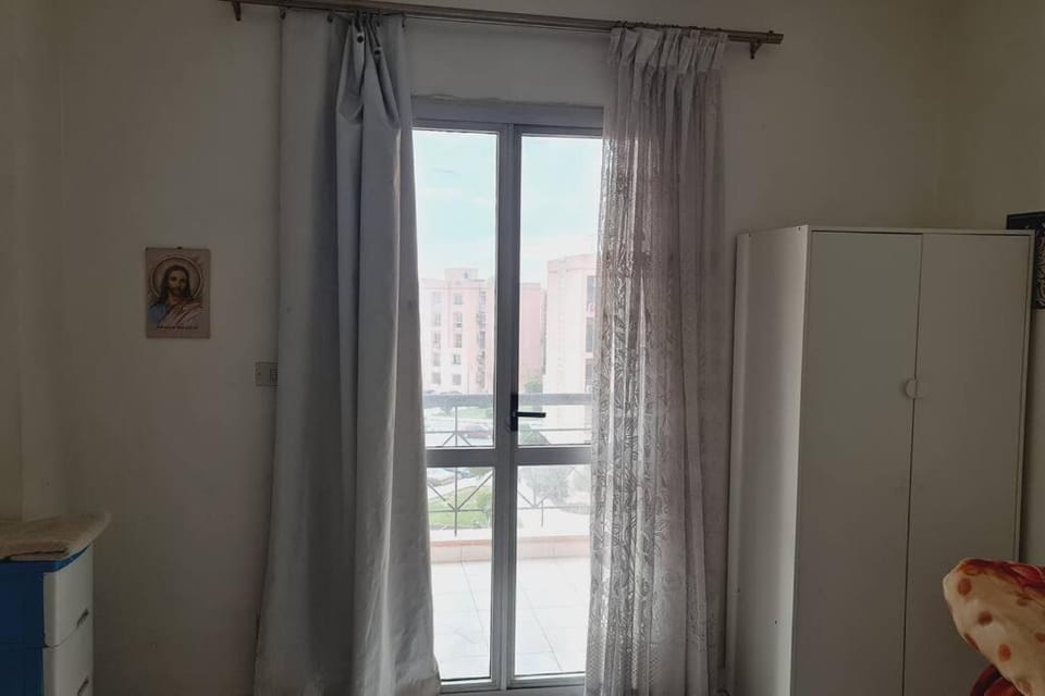 Single bedroom in a shared apartment Girls only hosting family Apartment in New Cairo City