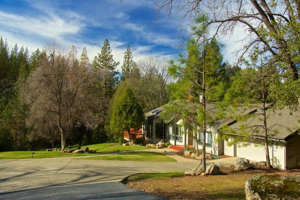 Yosemite Nutter Ranch House in Sierra Nevada
