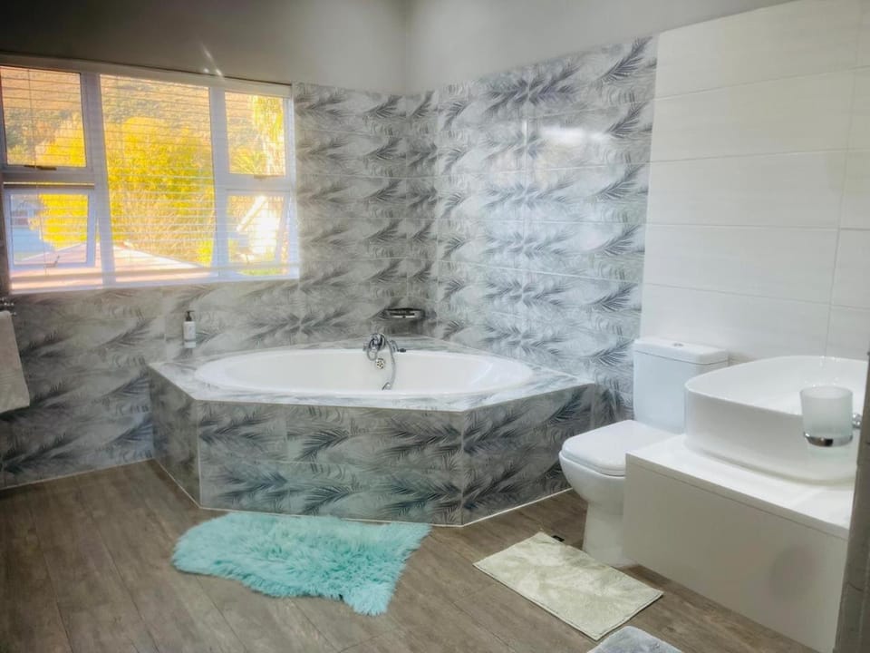 Ndaba Golf Lodge & Hello Beautiful Day Spa Bed and Breakfast in Eastern Cape
