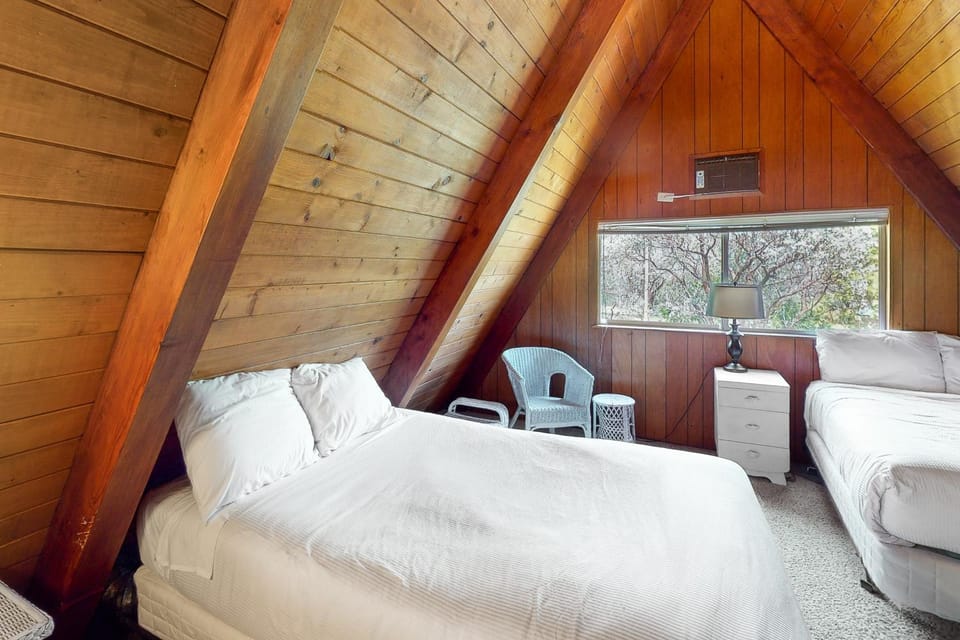 Alford Family Lodge House in Bass Lake