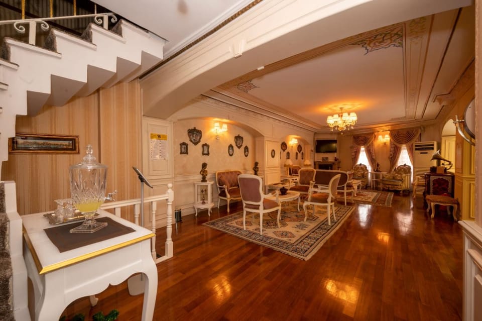 Lobby or reception, Seating area
