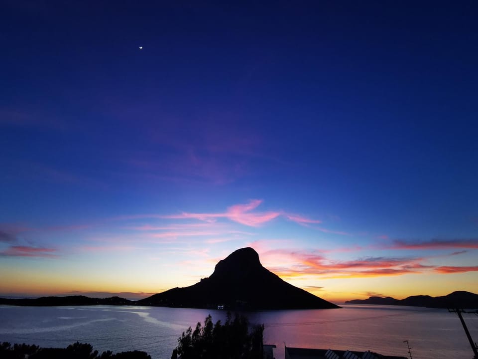 Natural landscape, Hiking, Sunrise