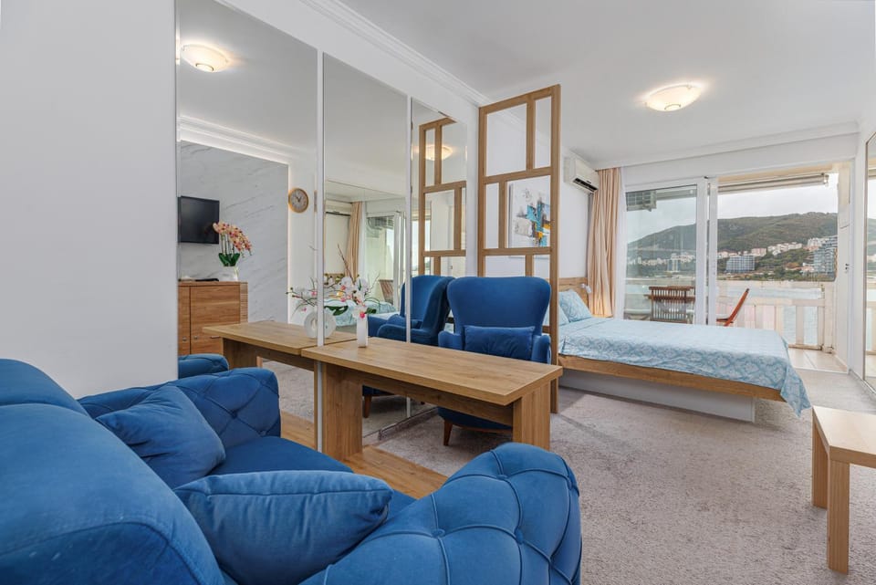 First Line Sea View apartment in Rafailovici Apartment in Budva Municipality