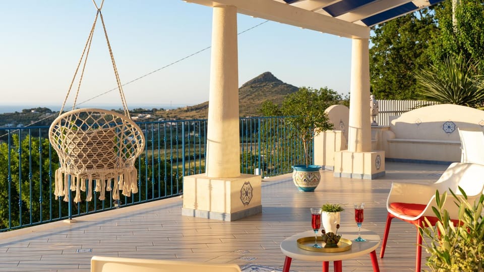 Patio, Balcony/Terrace