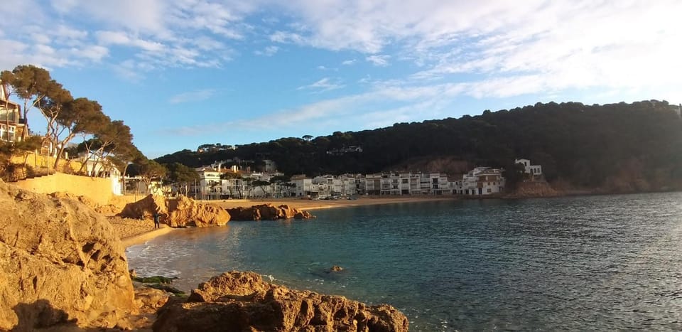 Nearby landmark, Beach
