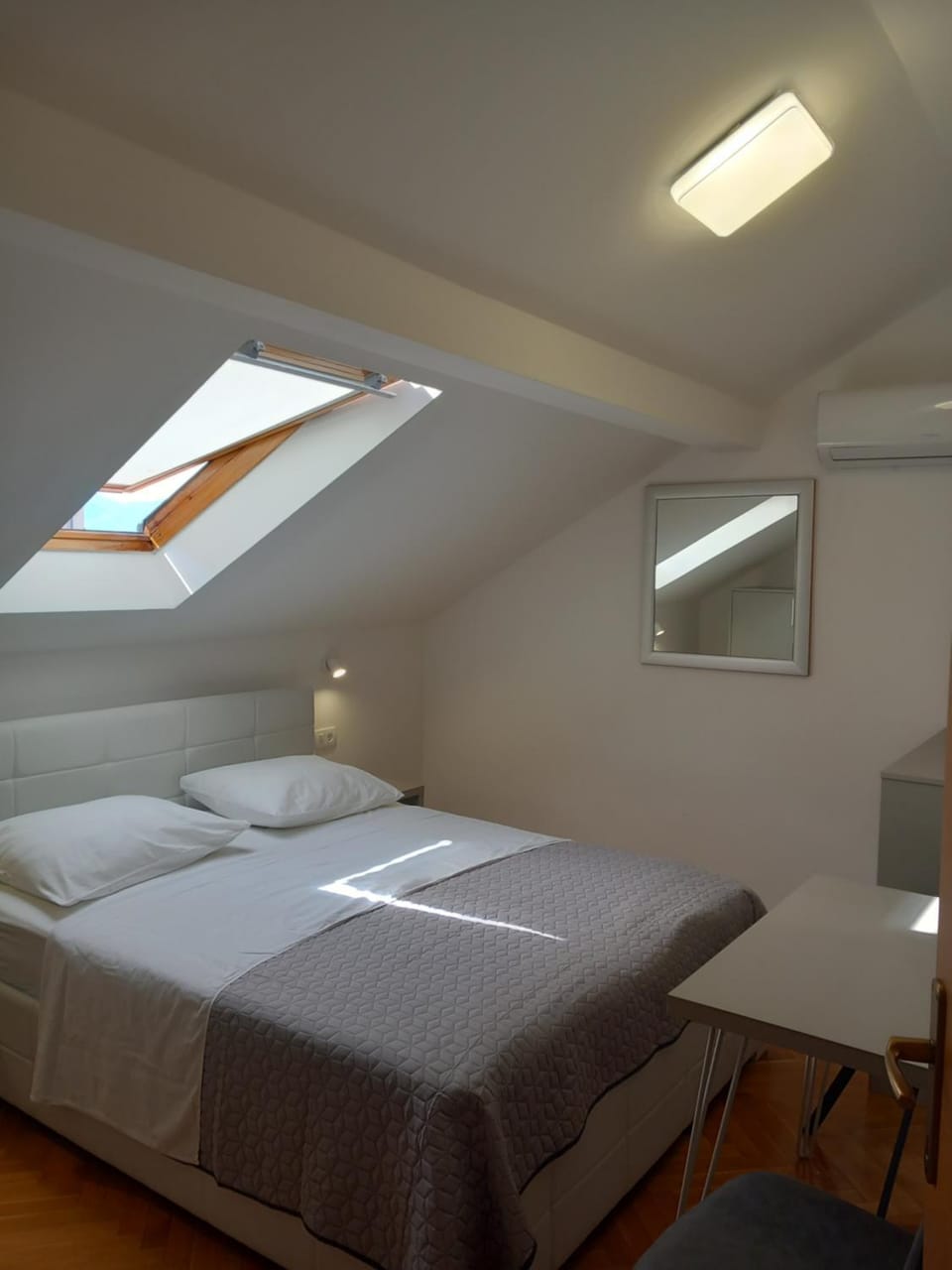 Marjan apartment & rooms Bed and Breakfast in Split