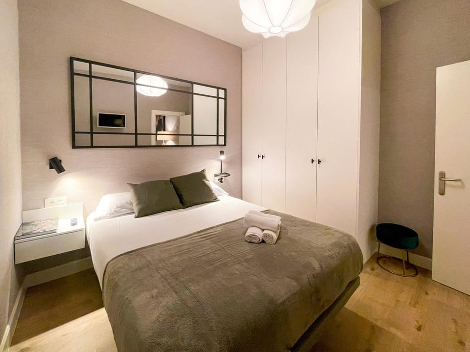 Vivienda Turística en Bilbao La Vieja con Wifi y Parking Apartment in Bilbao