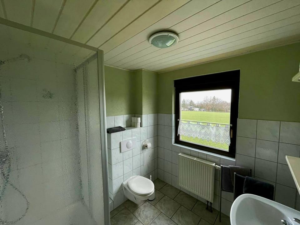 Bathroom, Garden view