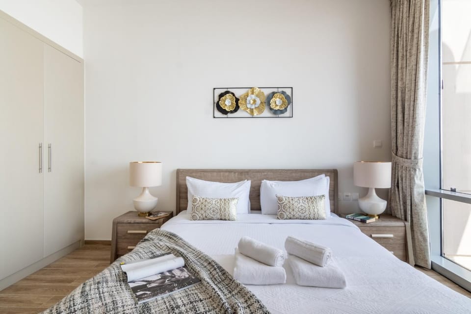 The Smart Concierge - Amna Tower Apartment in Dubai