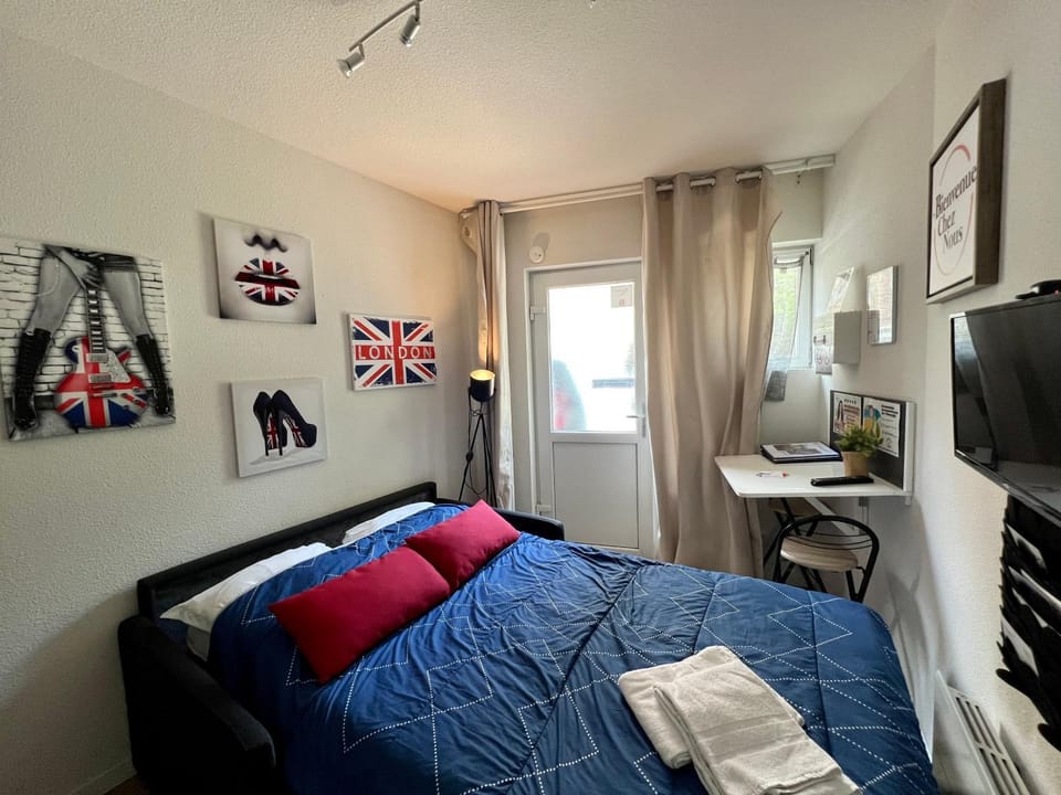 STUDIO Av MARX DORMOY CLERMONT CENTRE B Apartment in Clermont-Ferrand