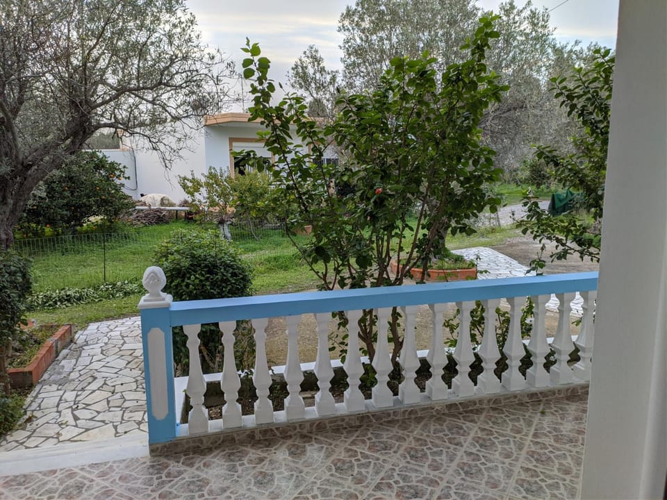 Spring, Day, Natural landscape, Garden, Balcony/Terrace, Garden view