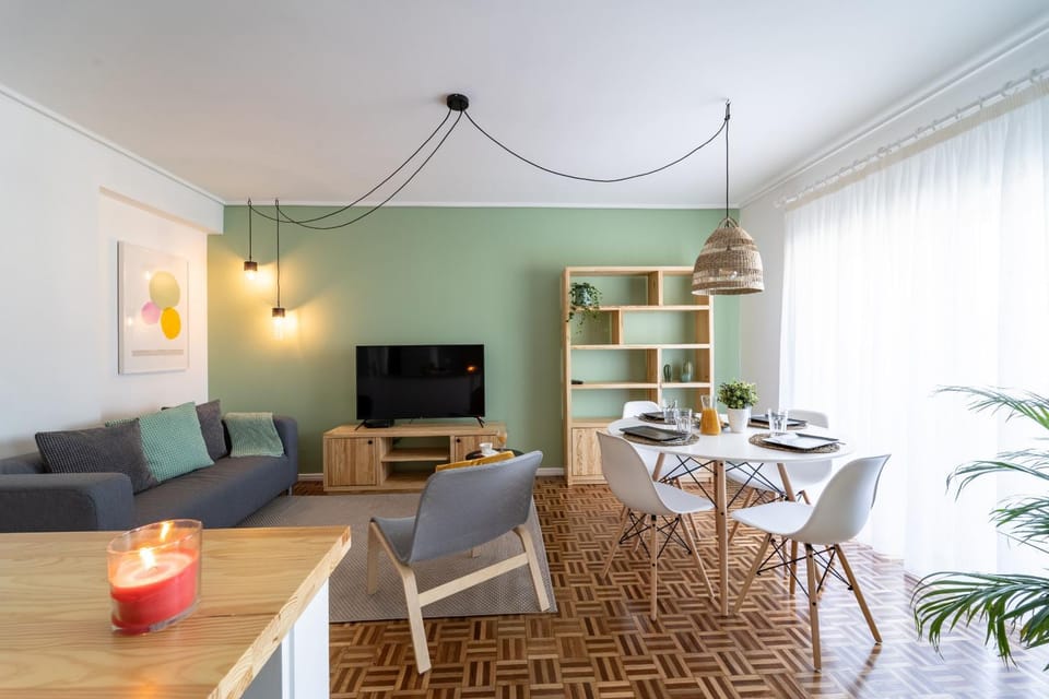 Communal lounge/ TV room, Living room