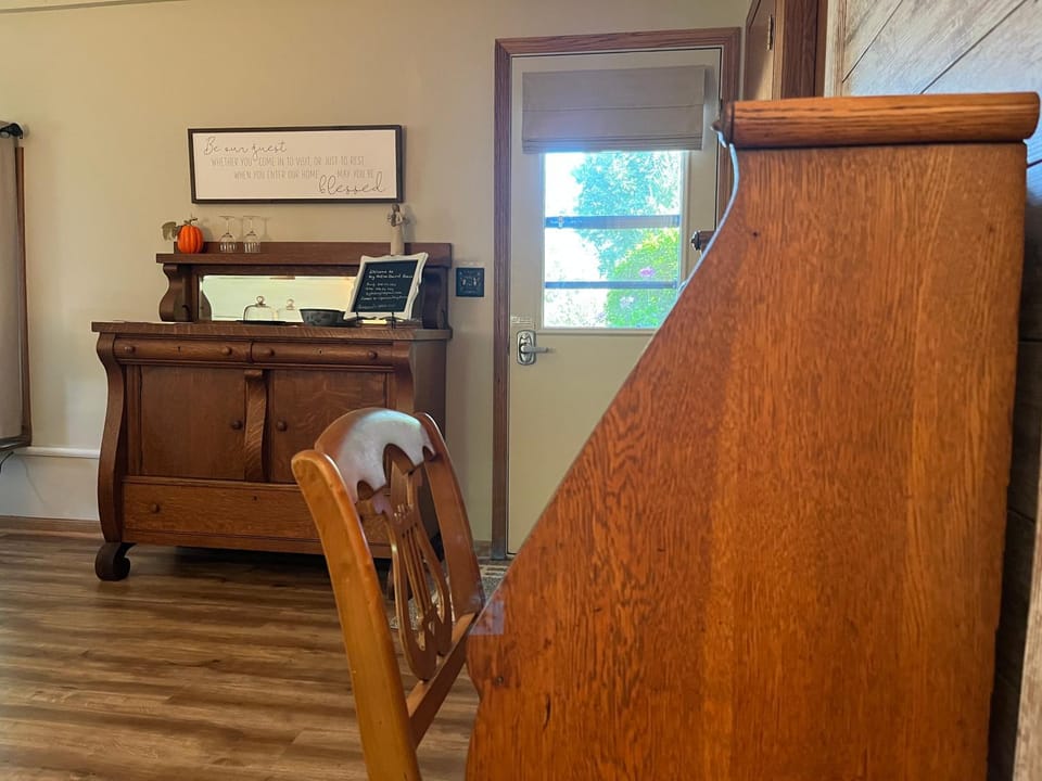 Big Hollow Guest House Bed and Breakfast in Wisconsin