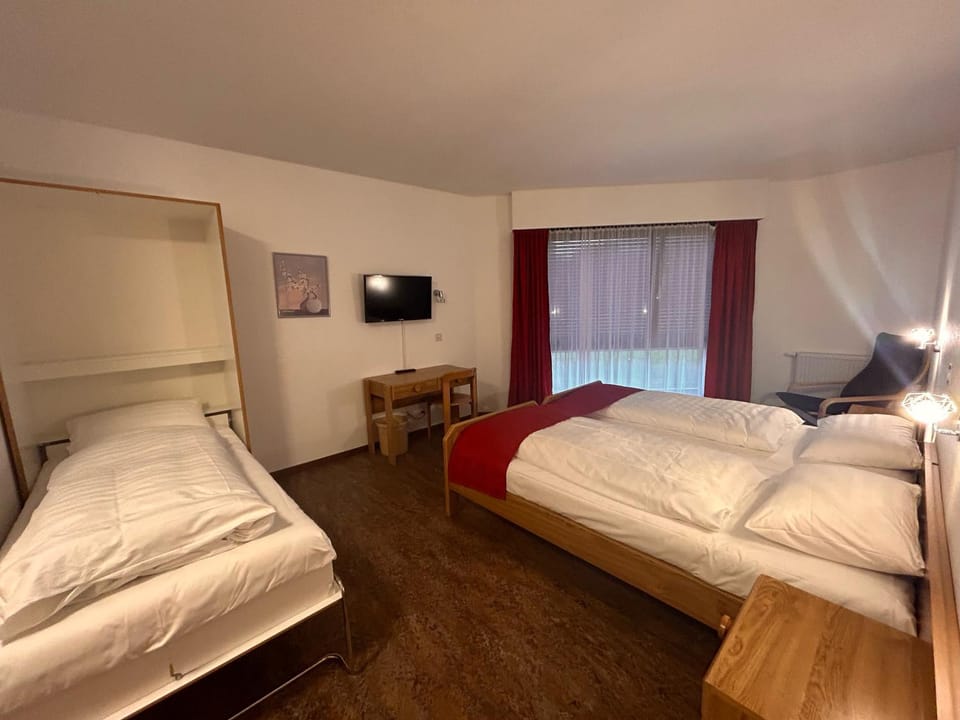 Hôtel EDIROL Hotel in Haute-Savoie
