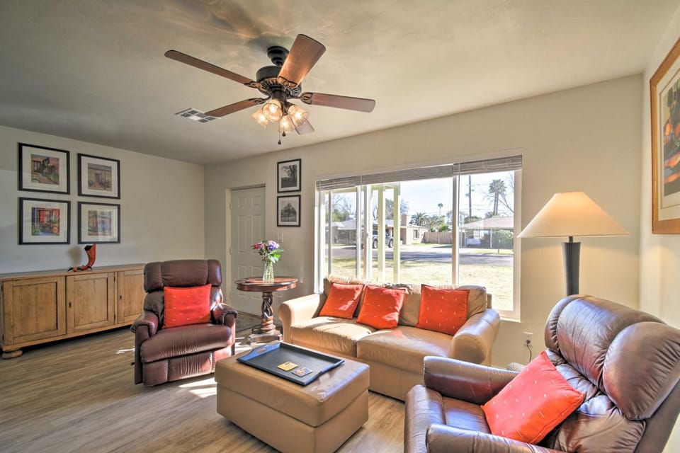 Pet-Friendly Phoenix Home: Breezeway & Fenced Yard House in Phoenix