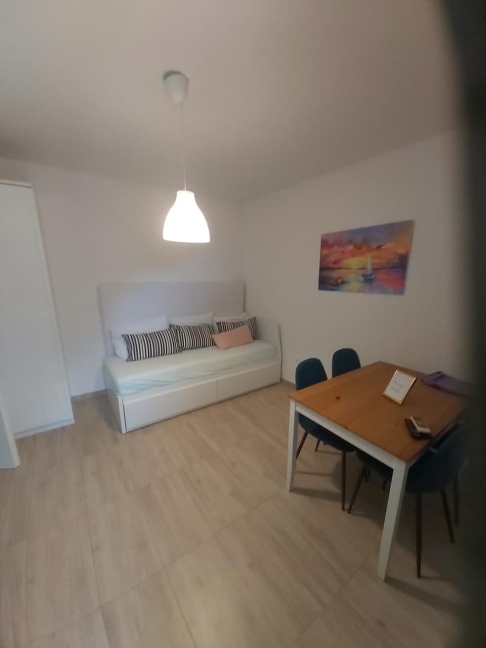 Bed, Living room, Dining area, kitchen