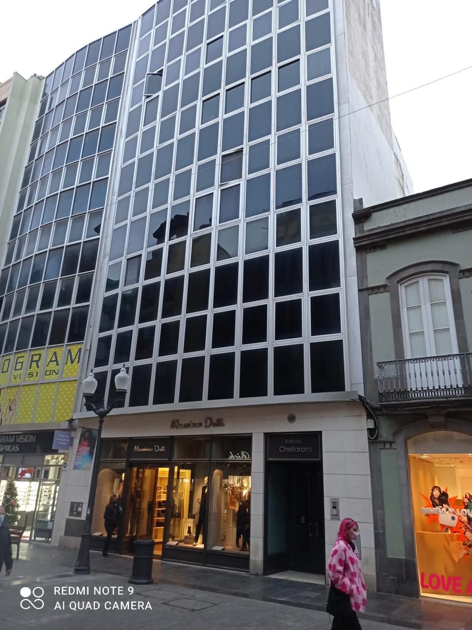 Facade/entrance