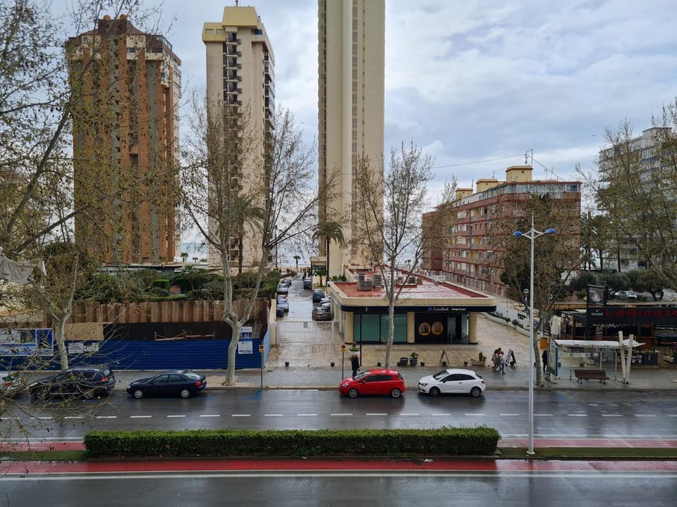 Day, Neighbourhood, City view, Street view