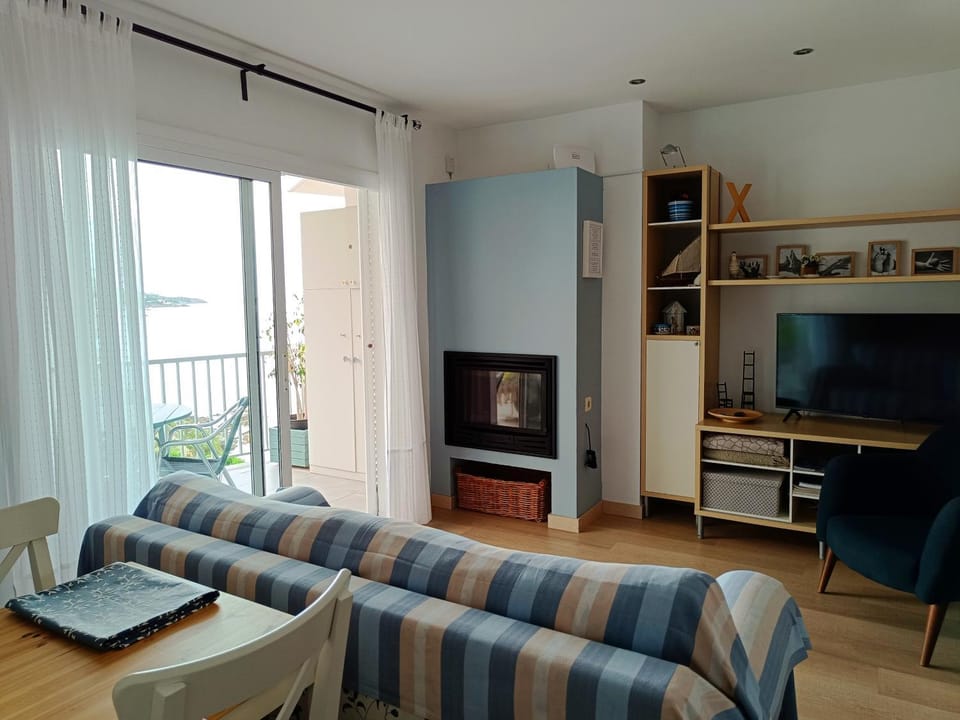 Living room, Sea view